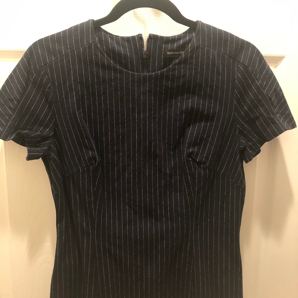 Banana Republic Bodycon/Bandage Sheath Dress